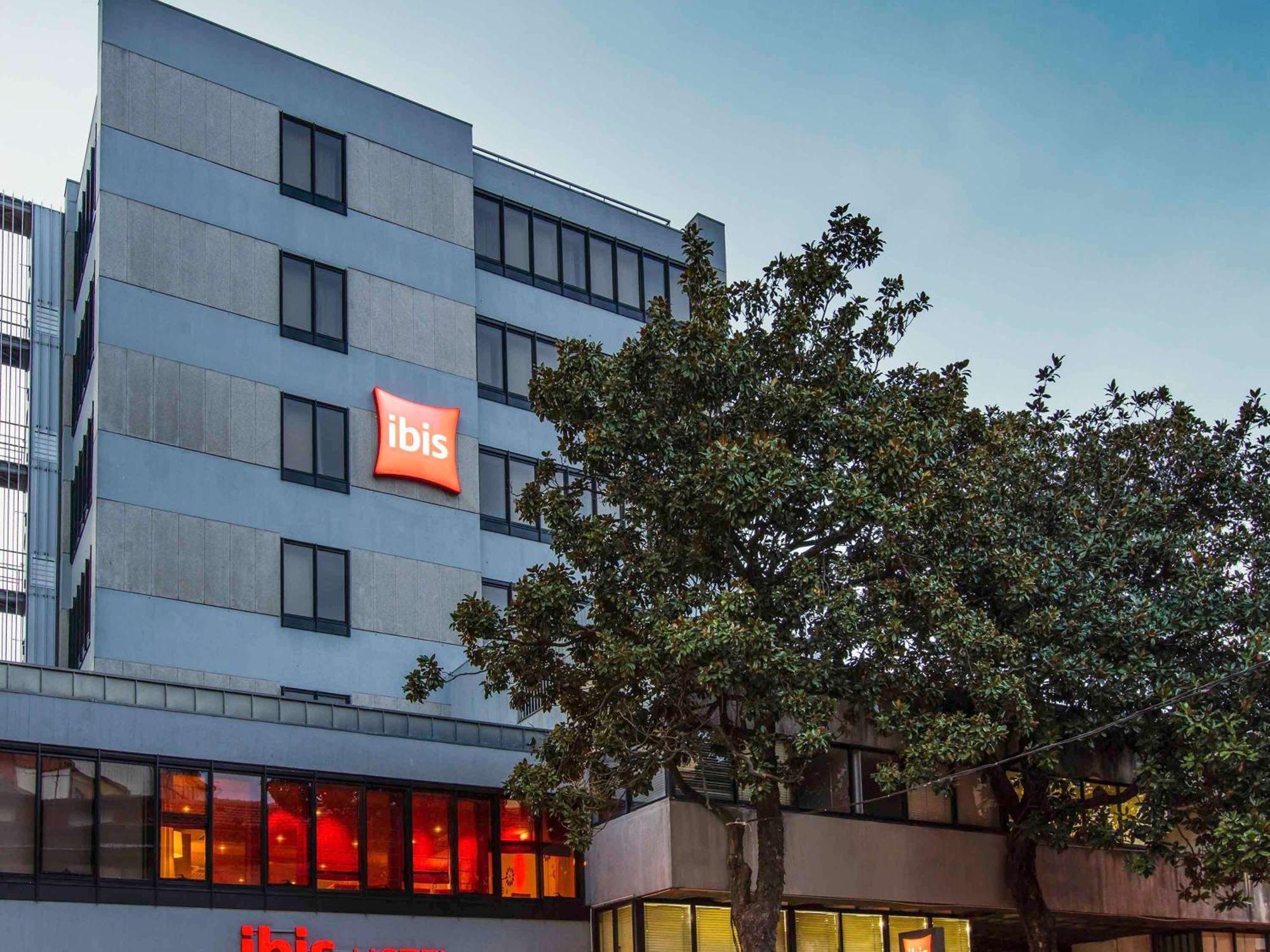 Ibis Porto Centro Sao Bento Hotel Exterior photo
